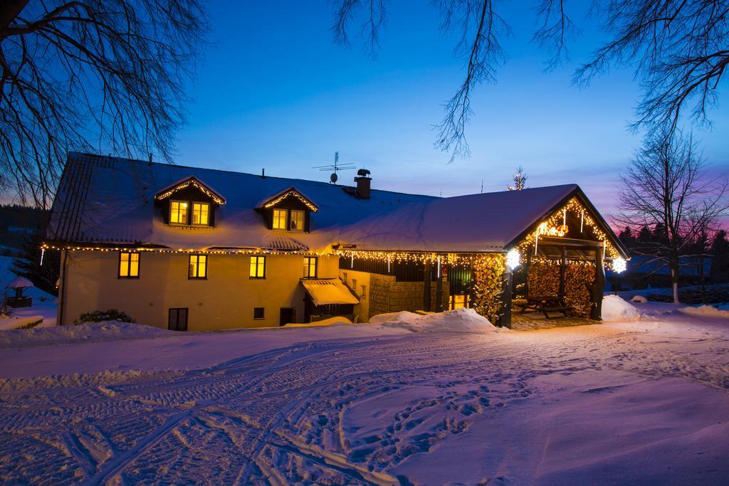 Chata Pod Lipami Hotel Rokytnice nad Jizerou Kültér fotó